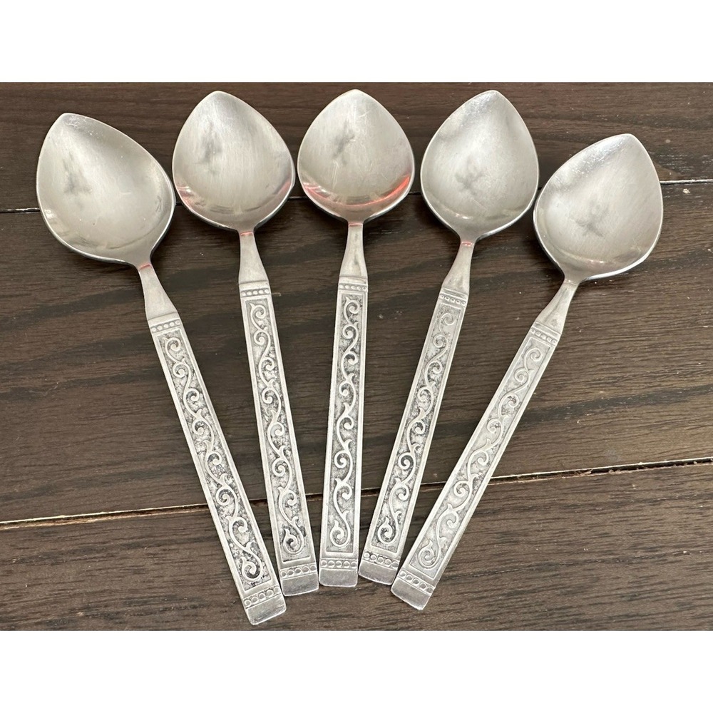 Oneida 1881  Roger Spanish Court Soup Spoon Lot Of 5